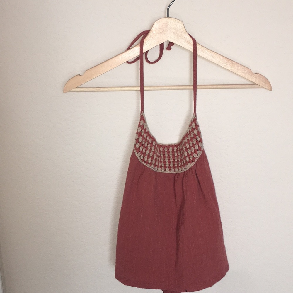 XS halter top